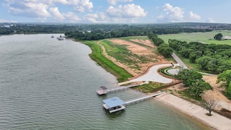 1556 Park St, Azle, TX 76020