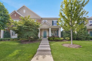 2122 Shermer Rd, Glenview, IL 60026