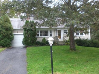 19 Butternut Cir, Cotuit, MA 02635
