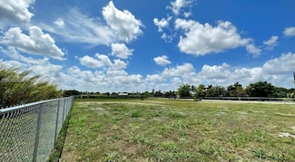 00 00, Miami, FL 33170