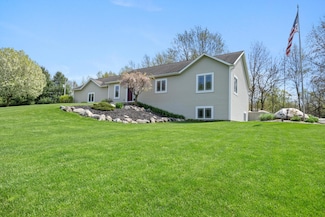 10626 Eastern Ave SE, Wayland, MI 49348