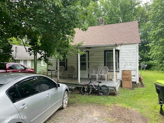 113 Phocian St, Oxford, NC 27565