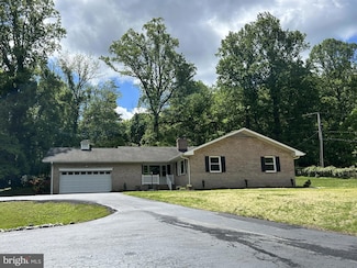 520 Hopkins Bridge Rd, Newark, DE 19711