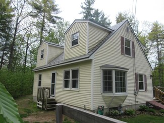 233 Clough Pond Rd, Loudon, NH 03307