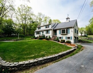 651 East St, Carlisle, MA 01741