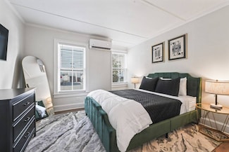 42 George St, Saratoga Springs, NY 12866