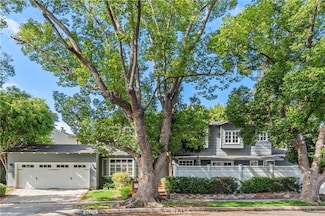 11270 Acama St, North Hollywood, CA 91602