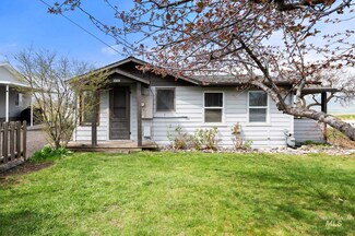 3304 15th St, Lewiston, ID 83501