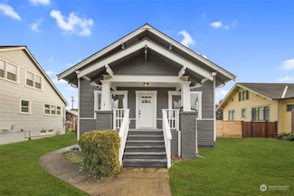 907 Sumner Ave, Sumner, WA 98390