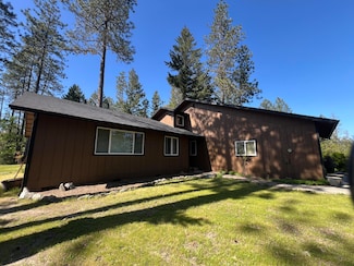 10058 Lower River Rd, Grants Pass, OR 97526