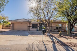 10792 E Grass Spring Place, Tucson, AZ 85748