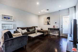 4409 Irvine Ave, North Hollywood, CA 91602
