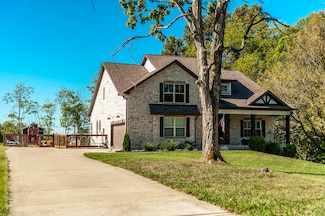 143 W Hester Rd, Cottontown, TN 37048