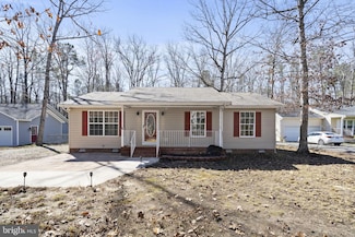 325 Senate Dr, Ruther Glen, VA 22546