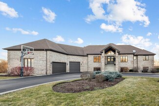 14N682 Timber Ridge Dr Unit 2, Elgin, IL 60124