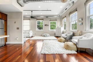 15 Cedar St Unit 33, Amesbury, MA 01913
