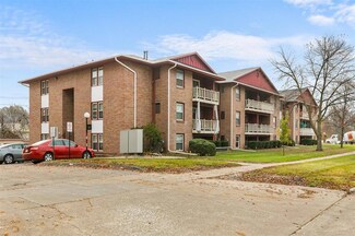 7815 Douglas Ave Unit 109, Urbandale, IA 50322