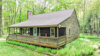 212 Absalona Hill Rd, Chepachet, RI 02814