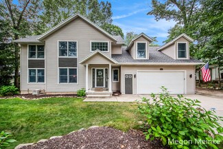 5796 Rollaway Dr NE, Comstock Park, MI 49321