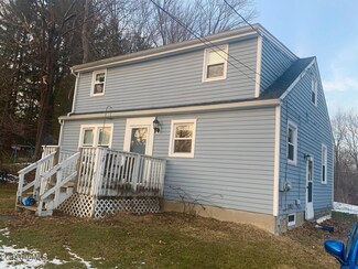 4 Baglee Ave, Lanesborough, MA 01237