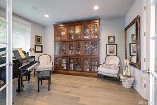 14019 NE 6th Place, Bellevue, WA 98007