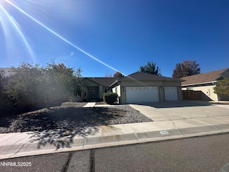 1458 Cardiff Dr, Gardnerville, NV 89410