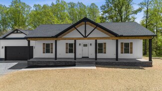 1020 Social Hall Rd, New Canton, VA 23123