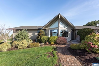 201 Libby St, Sequim, WA 98382