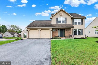 220 Capri Ln, Blandon, PA 19510