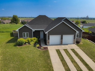 28 Braeburn Way, Evansville, WI 53536