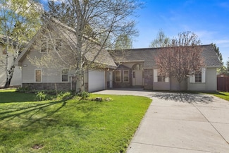 27418 Brandon Cir, Steamboat Springs, CO 80487