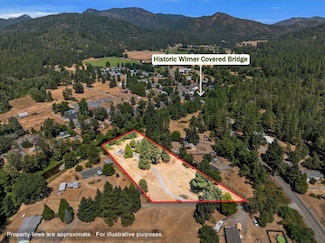 643 Covered Bridge Rd, Rogue River, OR 97537