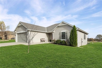 103 N Sivley St, Peculiar, MO 64078