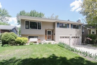 1215 E Lowden Ave, Wheaton, IL 60189