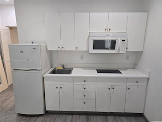 1345 Pennsylvania Ave Unit B4, Miami Beach, FL 33139