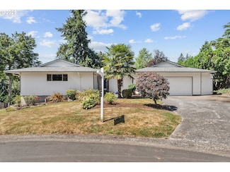 16581 SE Stoneybrook Ct, Clackamas, OR 97015