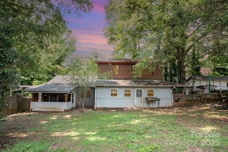 417 Phifer Rd, Kings Mountain, NC 28086