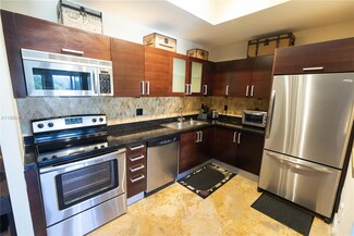 3250 Grand Ave Unit 404, Miami, FL 33133