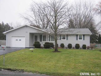 408 Stillwell Cir, East Syracuse, NY 13057