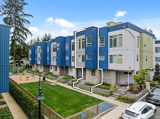 7629 NE 122nd Ct Unit 7, Kirkland, WA 98034