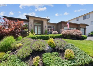 15748 SE Palermo Ave, Happy Valley, OR 97086