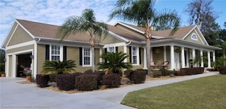 3791 Enchanted Oaks Ln, Sebring, FL 33875