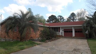 2807 Bulls Ave, Tuskegee Institute, AL 36088
