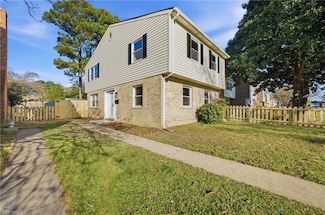 818 Biltmore Dr, Virginia Beach, VA 23454