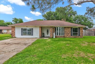 4232 Stoneybrook Ln, Port Arthur, TX 77642