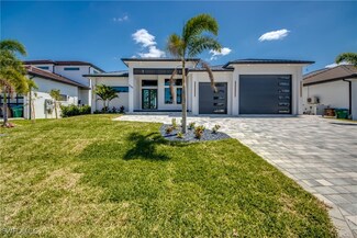 5254 Tamiami Ct, Cape Coral, FL 33904