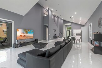 4029 2nd Ave SE, Naples, FL 34117