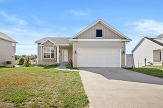 4907 Richmond Ave, Des Moines, IA 50317