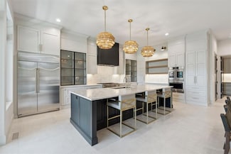 2716 W Country Club Dr, Oklahoma City, OK 73116