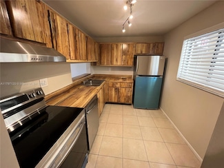 8005 SW 107th Ave Unit 213, Miami, FL 33173